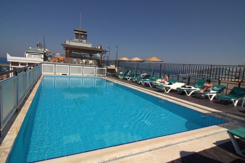 Surtel Hotel 쿠사다시 외부 사진